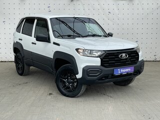 2026 Lada (ВАЗ) Niva Travel I Рестайлинг, белый, 1300000 рублей, вид 3
