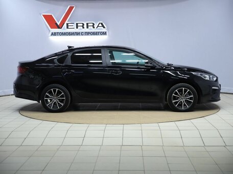 2020 Kia Cerato IV, чёрный, 1490000 рублей, вид 4