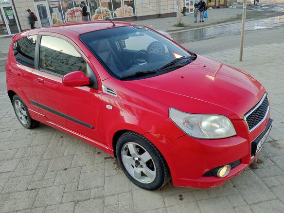 2008 Chevrolet Aveo I Рестайлинг, красный, 330000 рублей