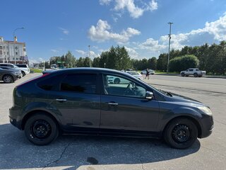 2010 Ford Focus II Рестайлинг, серый, 600000 рублей, вид 5