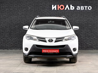2015 Toyota RAV4 IV (XA40), белый, 1640000 рублей, вид 2