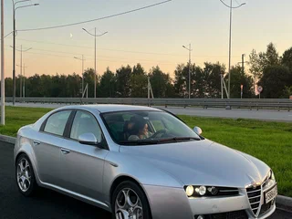2006 Alfa Romeo 159, серебристый, 1500000 рублей, вид 3