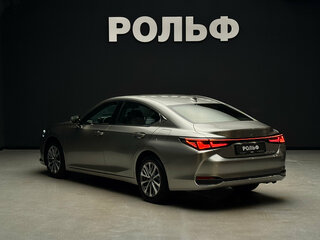 2025 Lexus ES 200 VII Рестайлинг 2, серый, 6150000 рублей, вид 3