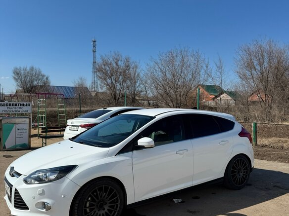 2011 Ford Focus III, белый, 900000 рублей - вид 8
