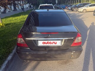 2006 Mercedes-Benz E-Класс 200 III (W211, S211) Рестайлинг, чёрный, 950000 рублей, вид 2