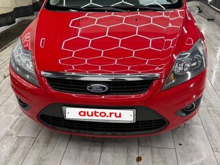 2010 Ford Focus II Рестайлинг, красный, 850000 рублей, вид 4
