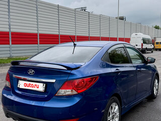 2012 Hyundai Solaris I, синий, 690000 рублей, вид 4