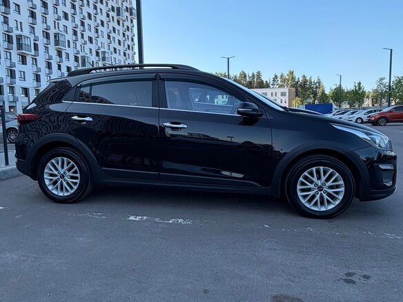 2018 Kia Rio X-Line IV, чёрный - вид 4