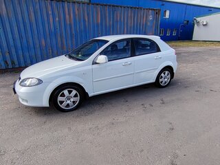 2011 Chevrolet Lacetti I, белый, 500000 рублей, вид 3