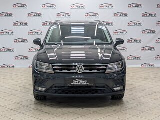 2017 Volkswagen Tiguan II, серый, 1849000 рублей, вид 2