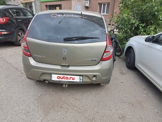 2011 Renault Sandero I, бежевый, 340000 рублей, вид 2