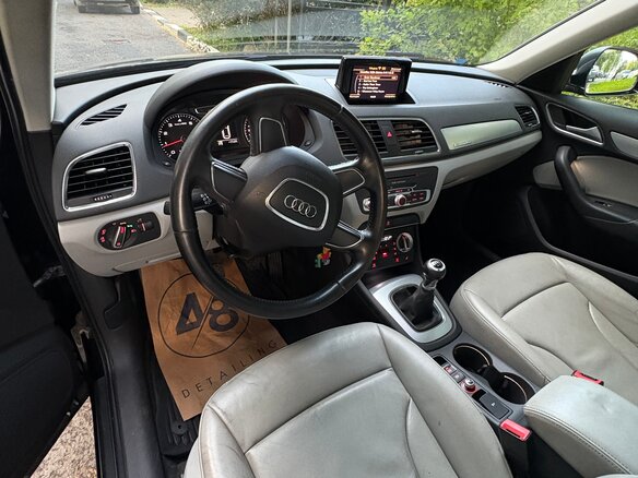 2012 Audi Q3 I (8U), чёрный - вид 8