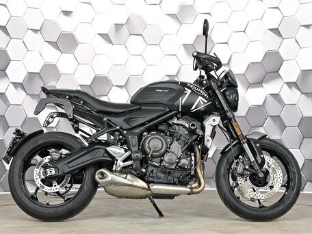 2022 Triumph Trident 660, чёрный, 727000 рублей, вид 3