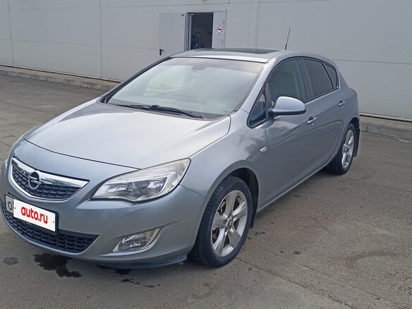 2011 Opel Astra J, серебристый, 575000 рублей