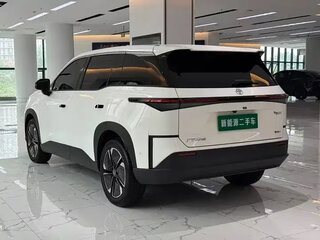 2026 Toyota bZ3X 50 kWh, белый, 2389099 рублей, вид 4