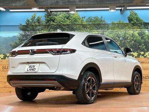 2024 Honda Vezel II, белый, 2200006 рублей - вид 2