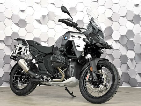 2025 BMW R 1300 GS Adventure, чёрный, 2899000 рублей, вид 1