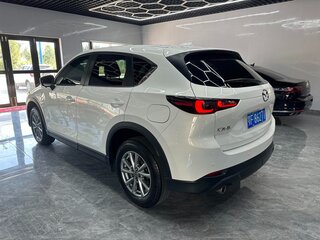 2022 Mazda CX-5 II, белый, 1890000 рублей, вид 4