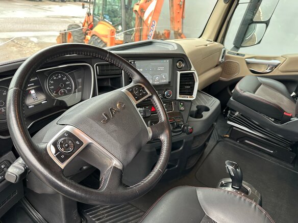 2023 JAC K7, белый, 4978000 рублей - вид 9