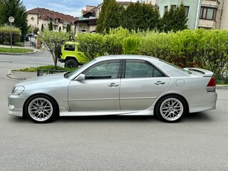 2002 Toyota Mark II IX (X110), серый, 1900000 рублей, вид 4