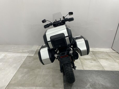 2021 Harley-Davidson Pan America, серый, 1140000 рублей, вид 4