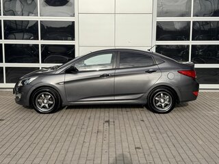 2014 Hyundai Solaris I, серый, 880000 рублей, вид 4