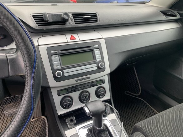 2007 Volkswagen Passat B6, синий, 300000 рублей - вид 10