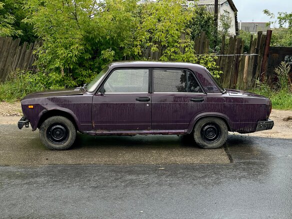 2003 Lada (ВАЗ) 2105, фиолетовый - вид 1