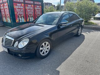 2008 Mercedes-Benz E-Класс 200 III (W211, S211) Рестайлинг, чёрный, 950000 рублей, вид 1