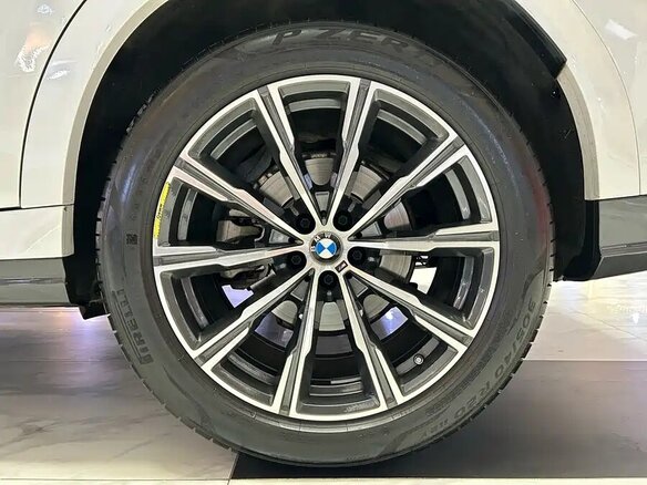 2022 BMW X6 30i III (G06), белый, 6431000 рублей - вид 8