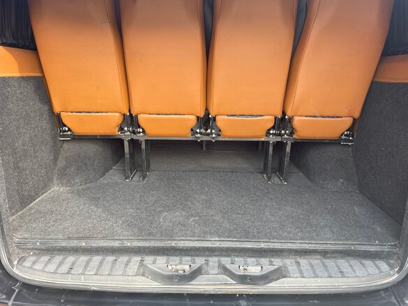 2011 Volkswagen Crafter, чёрный, 2690000 рублей - вид 10