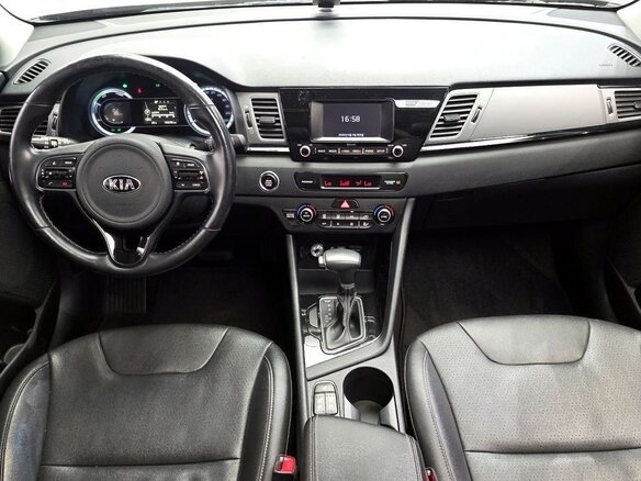 2017 Kia Niro I, чёрный, 1179000 рублей - вид 6