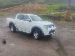 2012 Mitsubishi L200 IV, белый, 1250000 рублей, вид 1