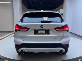 2022 BMW X1 18i sDrive II (F48) Рестайлинг, белый, 2300000 рублей, вид 4