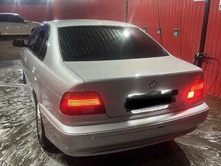 2000 BMW 5 серии 523i IV (E39), серебристый, 760000 рублей, вид 3