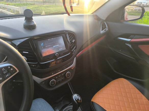 2019 Lada (ВАЗ) Vesta SW Cross I, оранжевый, 880000 рублей - вид 13
