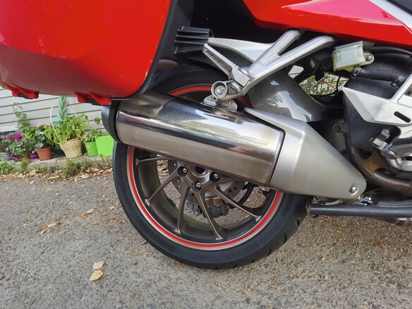 2015 Honda VFR 800, красный, 885000 рублей - вид 13