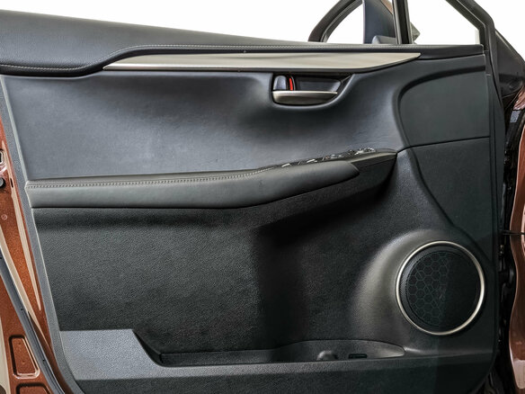 2018 Lexus NX 200 I Рестайлинг, коричневый, 2850000 рублей - вид 18