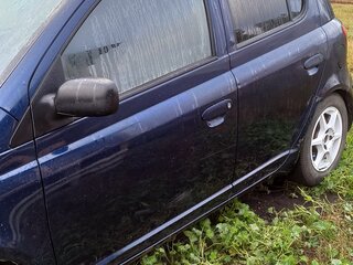 2003 Toyota Yaris I, синий, 298000 рублей, вид 3