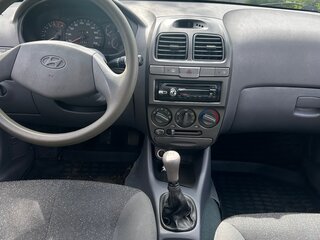 2010 Hyundai Accent ТагАЗ II, серый, 485000 рублей, вид 4