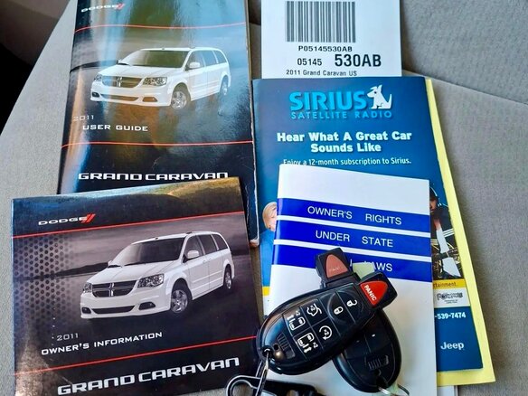 2011 Dodge Caravan Grand V, белый, 1190000 рублей - вид 32