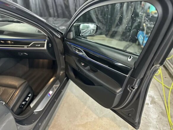 2021 BMW 7 серии 730d xDrive VI (G11/G12) Рестайлинг, серый - вид 24