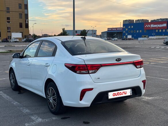 2017 Kia Rio IV, белый - вид 6