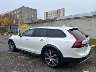 2023 Volvo V90 Cross Country I Рестайлинг, белый, 6800000 рублей, вид 5