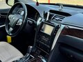 2017 Toyota Camry VII (XV50) Рестайлинг, чёрный, 1950000 рублей - вид 6