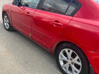 2005 Mazda 3 I (BK), красный, 310000 рублей, вид 4