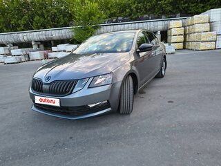 2018 Skoda Octavia III (A7) Рестайлинг, серый, 2350000 рублей, вид 4