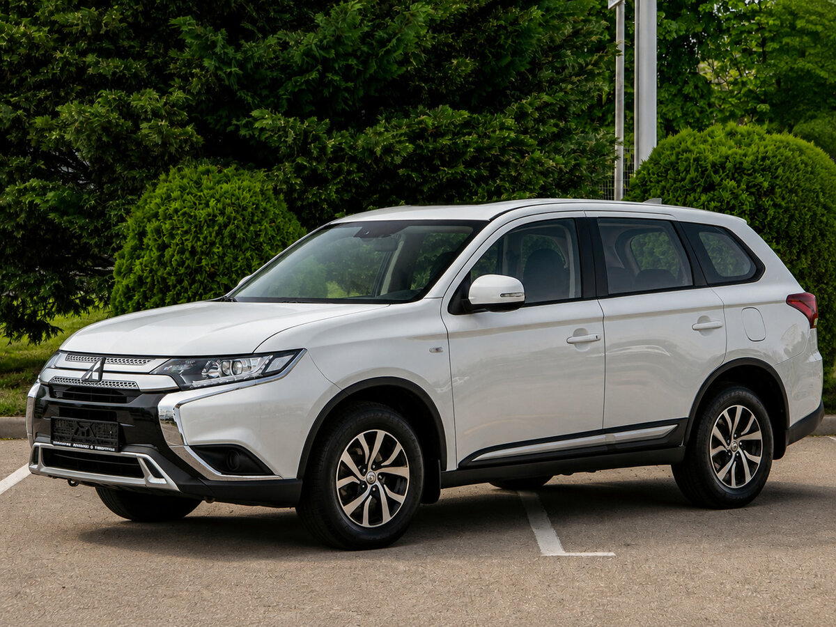 Открыть фотографии: Mitsubishi Outlander III Рестайлинг 3