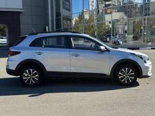 2021 Kia Rio X IV Рестайлинг, серый, 1650000 рублей, вид 4