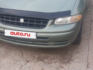2000 Chrysler Voyager III, зелёный, 320000 рублей, вид 1